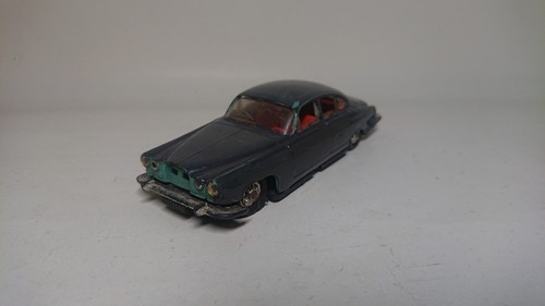 Norev plastique jaguar - 1/43,