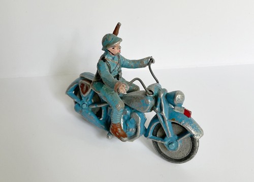 Moto pieces quiralu - pieces,