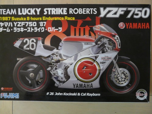 Maquette moto fujimi - moto,