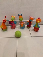 Jeu de quilles en peluche