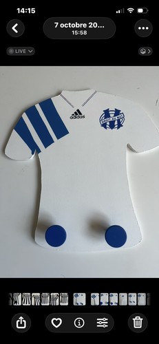Porte manteau maillot - porte-manteau,