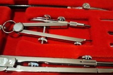 Neuf nos coffret de dessin - /,