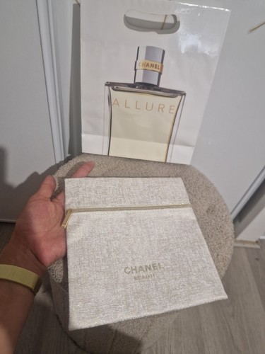 Trousse chanel crème - chanel,