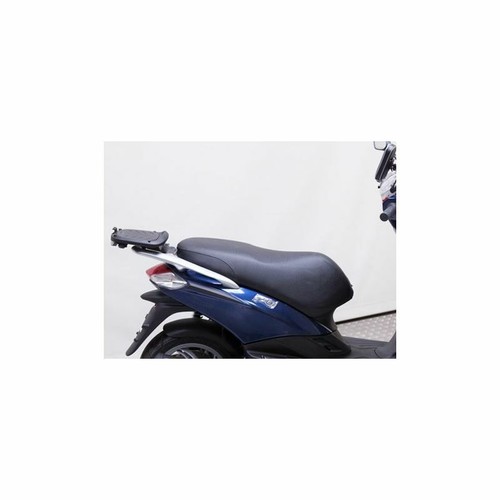 Fixation top case shad piaggio - case,
