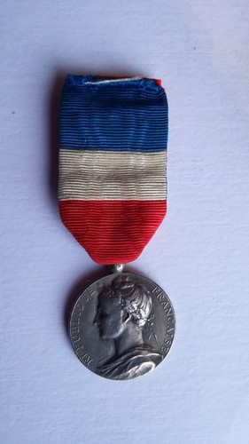 Médaille travail commerce - du,