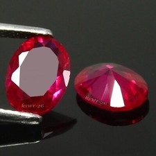 Paire de pierres précieuses