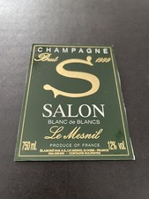 Une étiquette de champagne