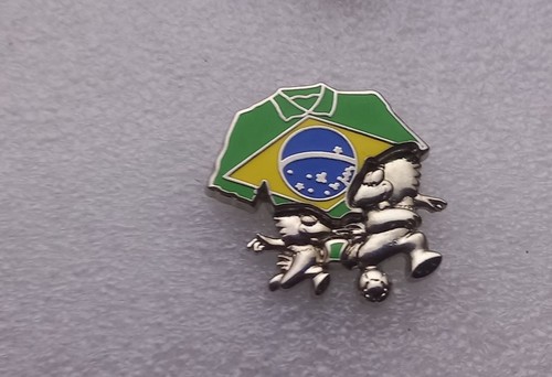 Ed141 pin coupe monde - coupe,