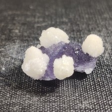 CRIS 40P LOT DE 8 PIECES FLUORITE VIOLETTE AVEC CALCITE FONTSANTE FILON SUD 3