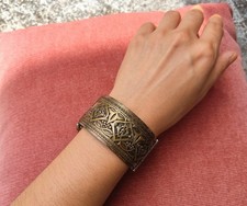 Rare bracelet manchette