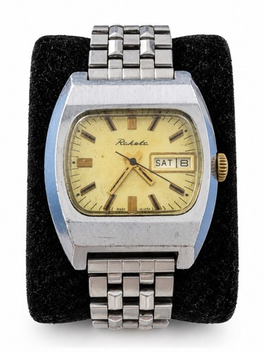 Raketa montre bracelet