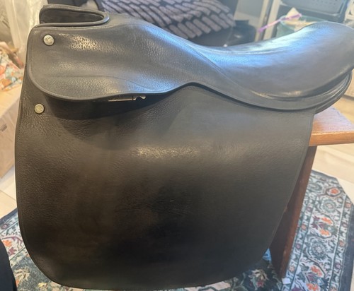 Barnsby cutback leather saddle - cutback,