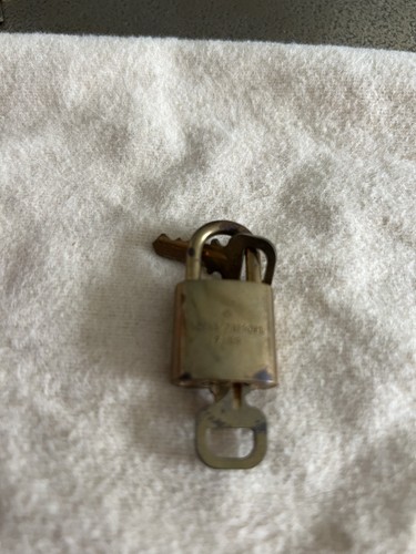 Cadenas louis vuitton - cadenas,