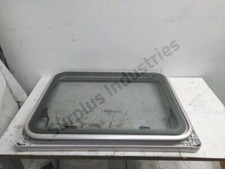 BAIE VITREE 2 MERCEDES