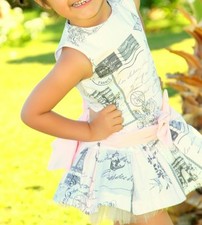 Robe style petit romaine, espagnole, chrétienne Ann, dolce 