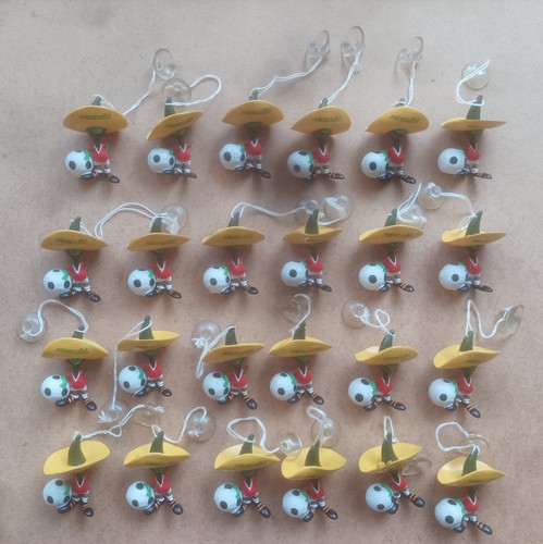 Lot mascottes fifa - de,