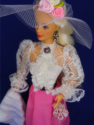Barbie tenue victorienne - barbie,