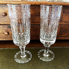 Superbe paire 2 grands verres à pied en cristal taillé 22 cm anciens  soufflé