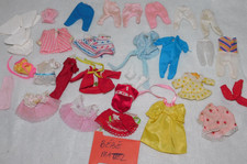 LOT habits vetements robe pantalon MINI BARBIE baby enfant BEBE POUPEE Mattel