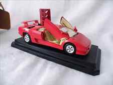 LAMBORGHINI DIABLO 1/24 BBURAGO avec ouvrants no Norev Majorette Maisto