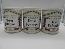 LOT SUITE DE 3  POT A PHARMACIE METADIER EN PORCELAINE DE LIMOGES GOUMOT LABESSE