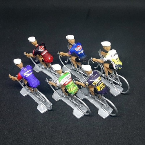 Lot cyclistes equipes - de, 6