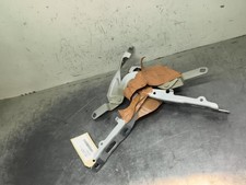 Charniere de capot PEUGEOT 208