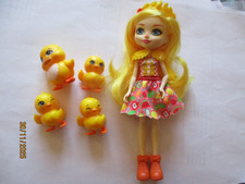 POUPEE ENCHANTIMALS " DINAH