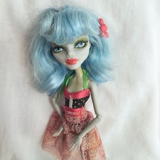 Monster High Ghoulia Yelp Skull Shores 