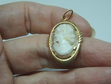 Pendentif camée ancien or 18