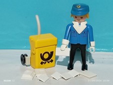 PLAYMOBIL FIGURINE FACTEUR