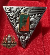 Insigne militaire éditions