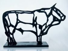 sculpture Taureau de Laguiole