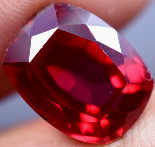 Naturel rouge painite - painite, ct