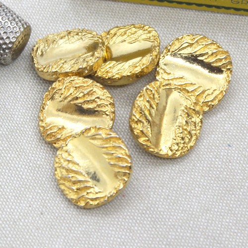 Magnifique lot boutons en - de,