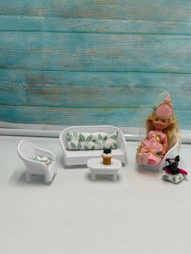 Shelly petit chien dans - petit, ,
