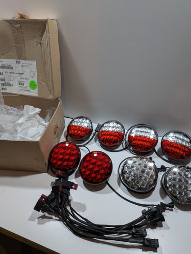Lot feux led 24v - feux, hella