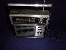 Vintage solid state radio