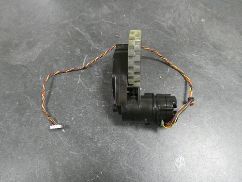 Roue gauche pour aspirateur - ,