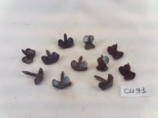 Anciens clous acier tête