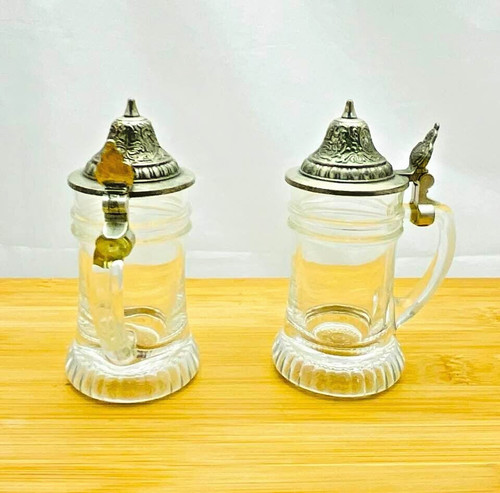 Deux ancienne chopes - deux,