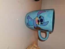 tasse bleue disney stitch 2018, film lilo&stitch. Stitch avec son ukulele