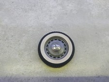 1/19 non 1/18 Roue Ford V8