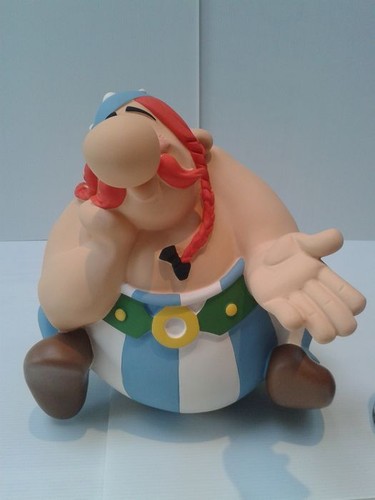 Obelix bonbonne assis leblon - assis,