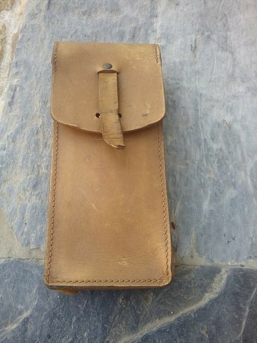 Ancienne cartouchiere cuir - ancienne,