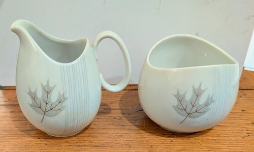 Golden oak creamer - golden, sugar