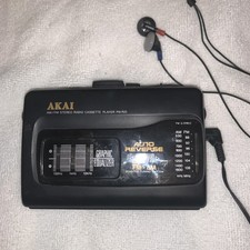 AKAI PM-R20 Portable