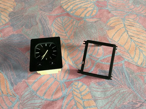 Oem bmw e30 early analog - bmw, clock