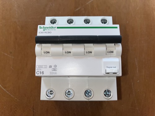 Disjoncteur differentiel - differentiel, 4p