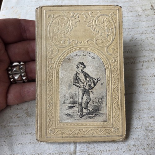 Livre minuscule cartonnage - minuscule,